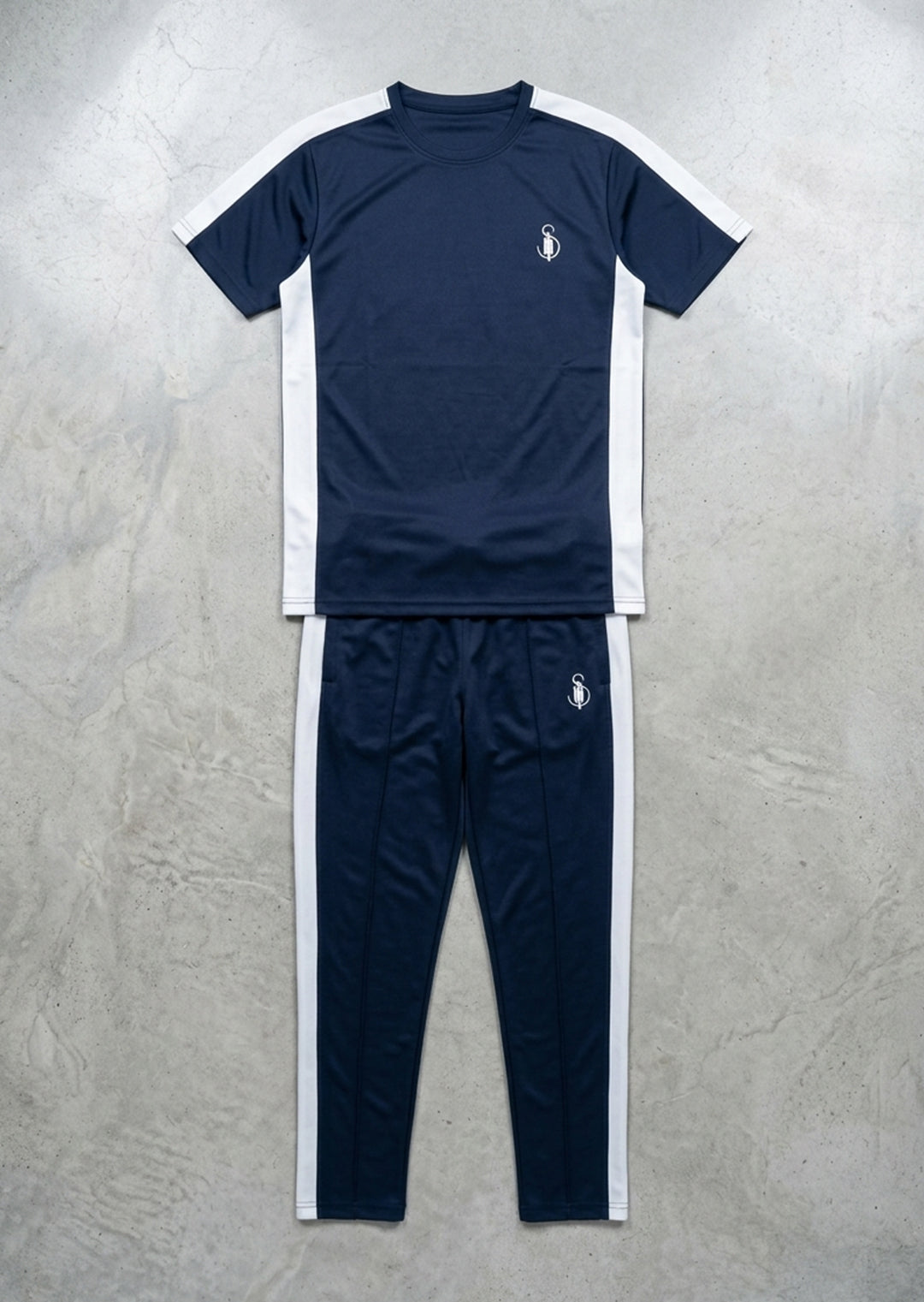 Soliches – Premium Navy Athletic Outfit – Modern Comfort Wear